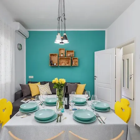 Casa vacanze Lovely House With Garden Near Centre *