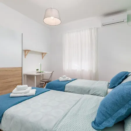 Lovely House With Garden Near Centre * Pola