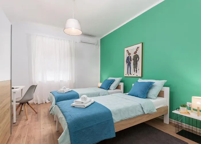 Lovely House With Garden Near Centre Vikendica *